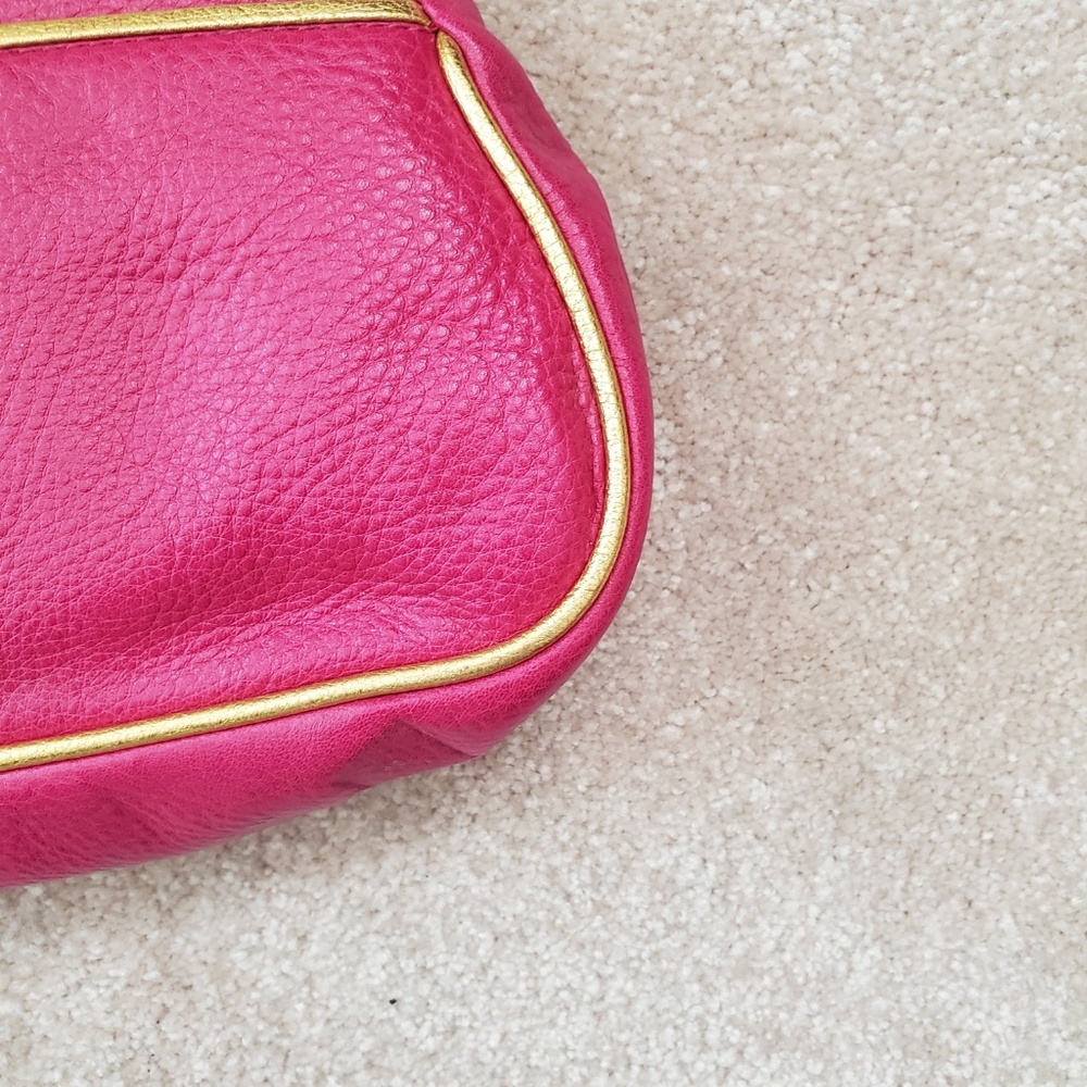 Dooney & Bourke  Hayden Lion Head Clutch Fuschia - Picture 7 of 8